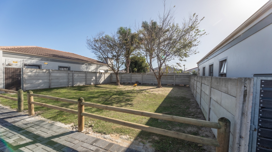 3 Bedroom Property for Sale in Parklands Western Cape